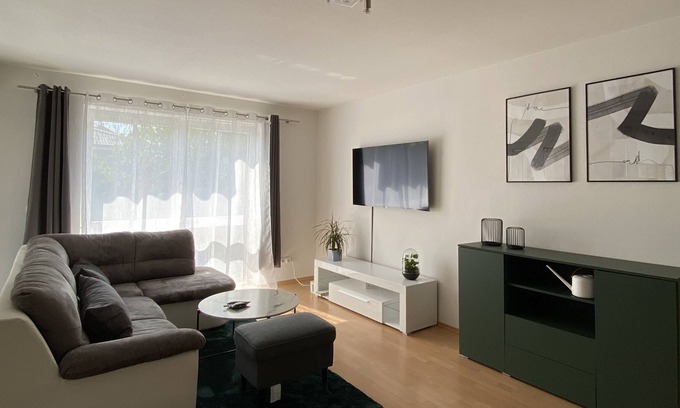 Munchen District Apartment | 3-zimmer Wohnung in Ruhiger Lage