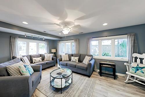 Isle of Palms House | 30 22nd Ave