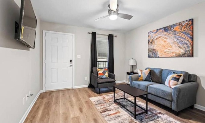 McAlpine House | 30+ Day Stay - South Charlotte Condo