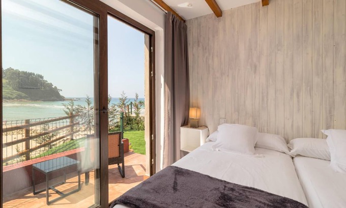 Alfoz de Lloredo Hotel | 30 m² Hotel ∙ 4 guests