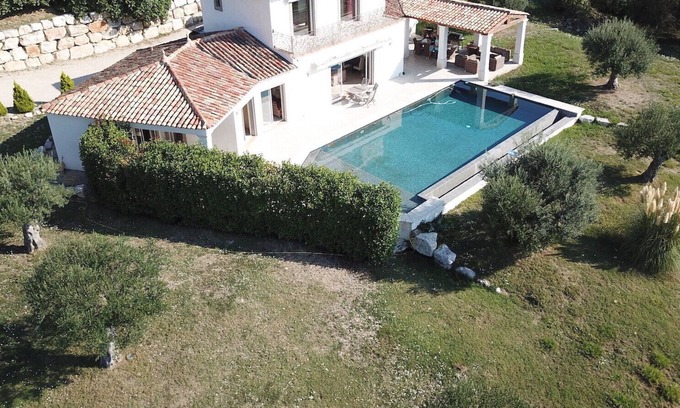 Montauroux Villa | 30 min from CANNES Contemporary property swimming pool overflow panoramic view