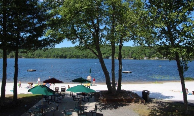Lackawaxen House | 3000 Sq Ft + 5 BR 3.5 BA 3 FINISHED LEVELS AMENITY FILLED COMMUNITY POOL TABLE