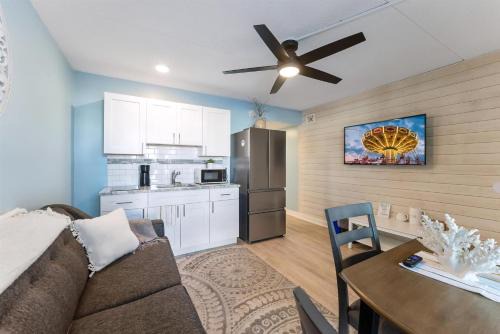 North Wildwood Apartment | 301 Ocean Ave, Unit 105 - The Harbor Light