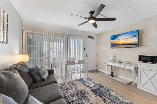 North Wildwood Apartment | 301 Ocean Ave, Unit 206 - The Harbor Light