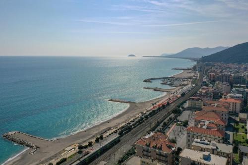 Loano Apartment | 303 - Casa Paola a Loano, Relax a 100metri dal Mare