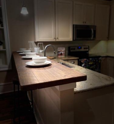 French Quarter Apartment | 305 Decatur st