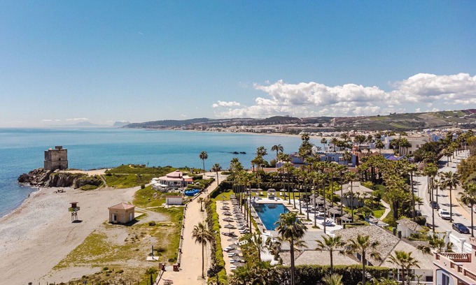 Bahia de Casares Apartment | 32. Luxury La Perla de La Bahia first row ocean