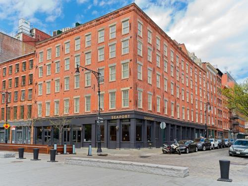 Financial District Hotel | 33 Hotel, New York City, Seaport