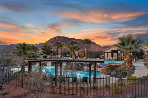 Santa Clara House | 33| Poolside Retreat in St George with 3 Deck Views