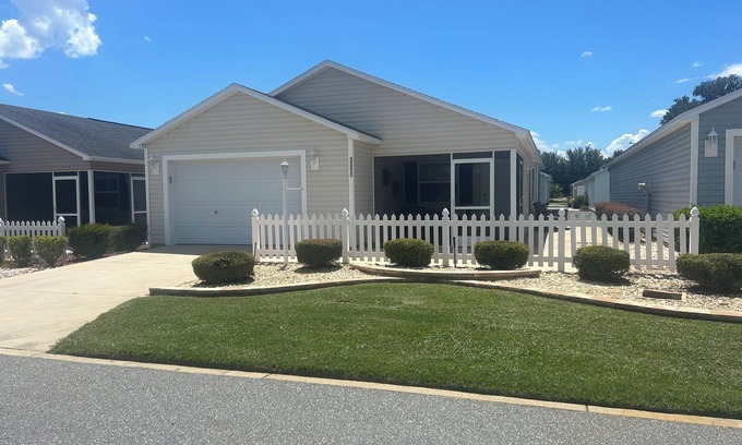 Wildwood House | 3390 Carrabelle Court in the Village of Collier close to Brownwood Square