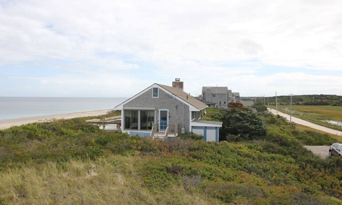 East Sandwich Cottage | 36 Salt Marsh Rd- Cozy Waterfront Cottage, Private Beach Access, Outdoor shower