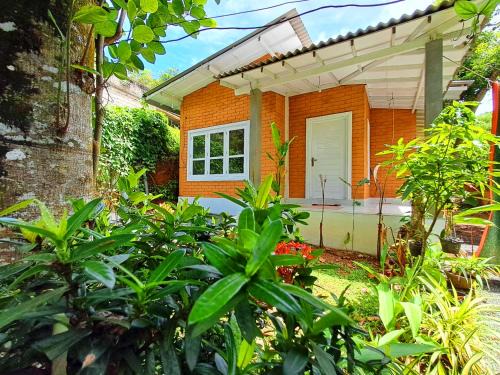 Kamburugamuwa Villa | 369 Villa