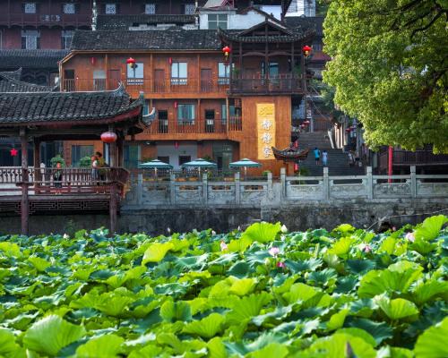 Xiangxi House | 372 Jingjing Home