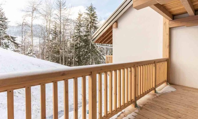 Valmorel Apartment | 385m from ski slopes, 2nd floor, view forest, balcony, parking, tv, ski locker, 51m², Valmorel