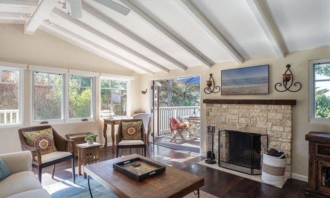 Northeast Carmel House | 3912 Ocean Stroll - Near Downtown and the Beach
