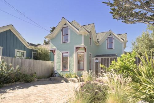 Pacific Grove House | 3943 Rad Beach House home