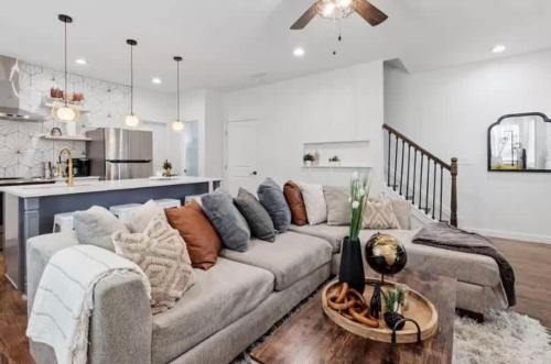 Pittsburgh House | 3B Family Downtown Suite
