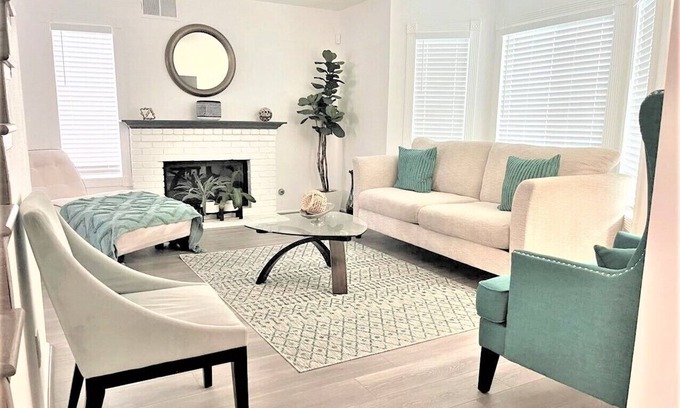 Paramount House | 3BD Luxury