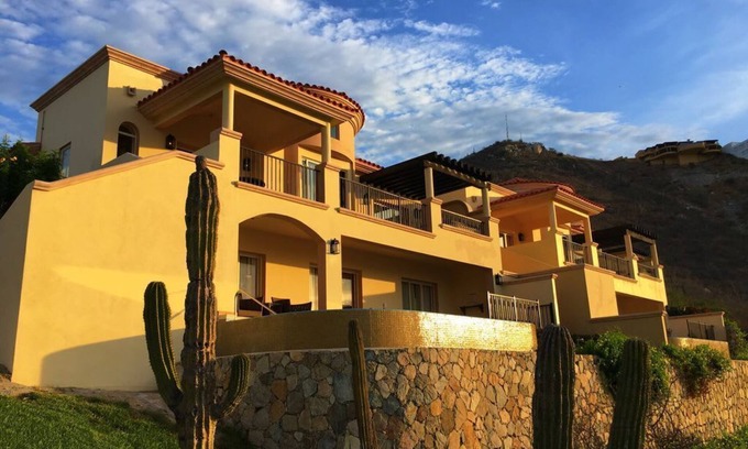 Paraiso Escondido Villa | 3BD Oceanview Villa at Montecristo Estates - Cabo