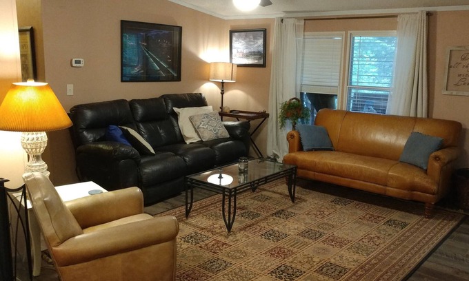 Chattanooga House | 3bd Riverhouse