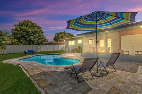 Survey Creek House | 3Bed Modern Home Family Friendly Heated Pool
