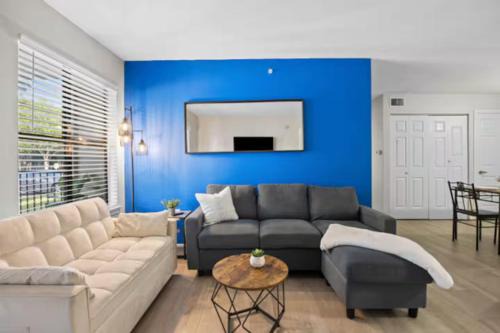 Pleasant Valley Apartment | 3BEDS, Resort, Pool, near UT 5mins to Downtown
