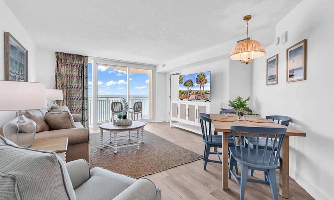 Downtown Myrtle Beach Condo | 3BR Beach Gem Full Ocean Views From All Bedrooms