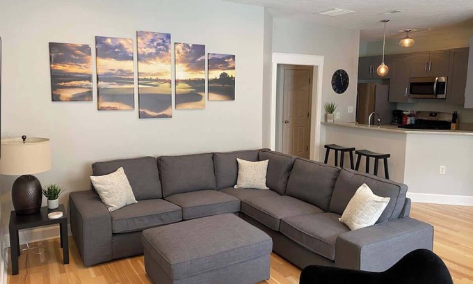 Old Northside House | 3BR Downtown | Private Garage | Walk to Mass Ave