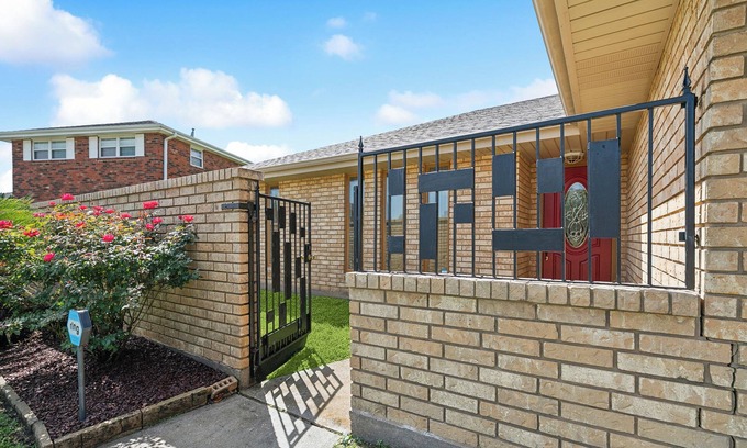 Seabrook House | 3BR Modern Comfort on Arbor Free Parking