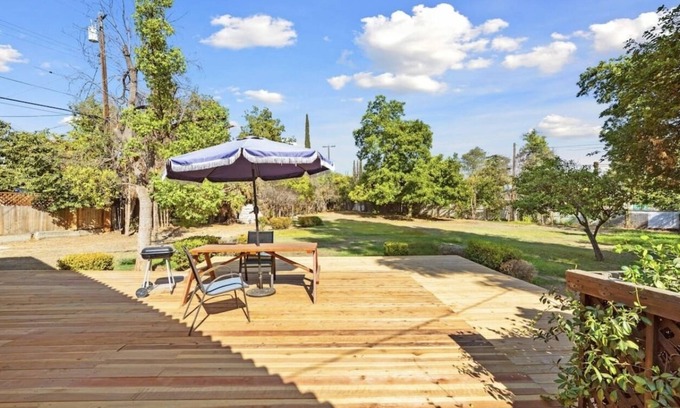 Bakersfield House | 3brm Spanish Cottage remodeled