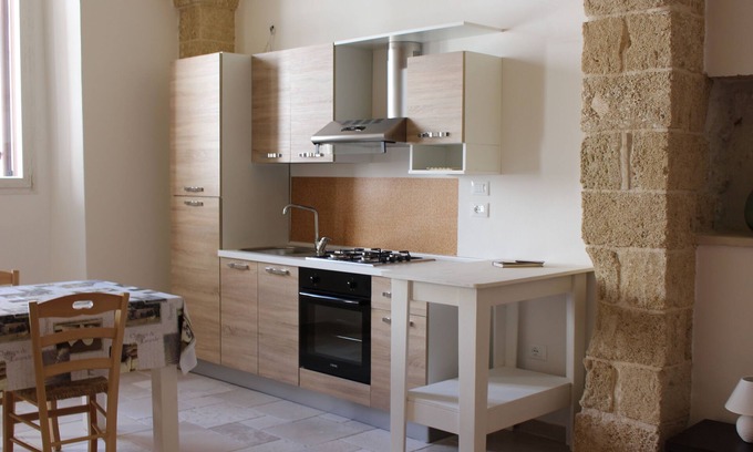Casarano House | 4 apartments with garden in the historic center with parking a few minutes d
