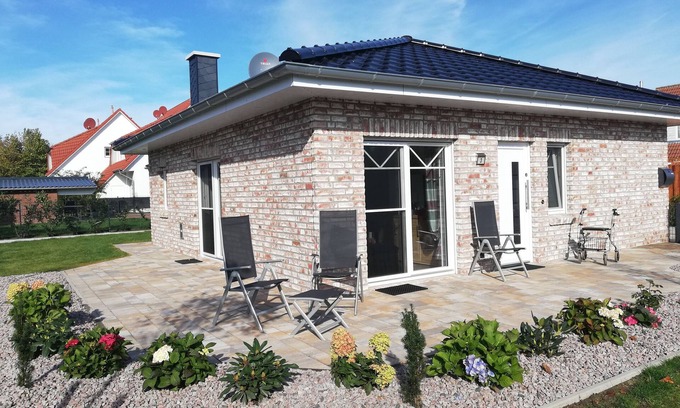 Dorumer Neufeld House | 4 * barrier-free, for allergy sufferers, seniors; WLAN u. Additional costs incl. beach chair
