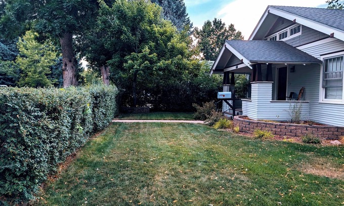Loveland House | 4-bd house,Downtown, Hottub, Modern with Historic charm, Game Theatre Room