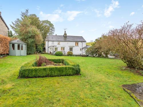 Ambleside House | 4 Bed in Near and Far Sawrey LLH02