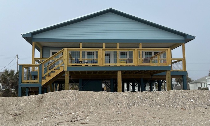 Edisto Island House | 4 Bedroom 2 Bath Ocean Front Vacation Rental on Edisto Beach