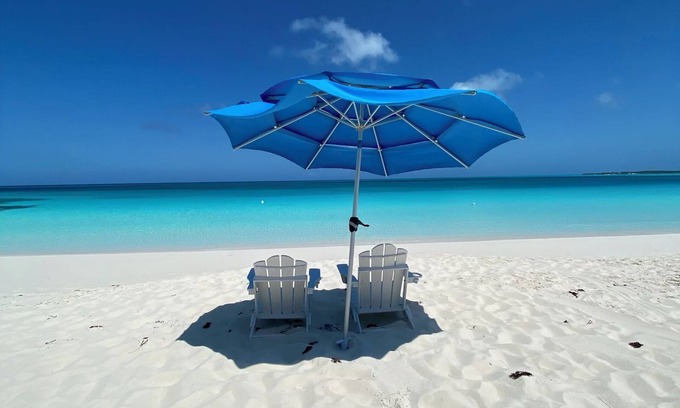 Stella Maris House | 4-bedroom 3 bathroom house in stella maris near all the beaches and amenities