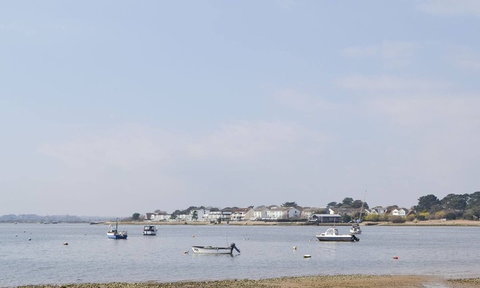 Mudeford Cottage | 4 bedroom accommodation in Mudeford, near Christchurch