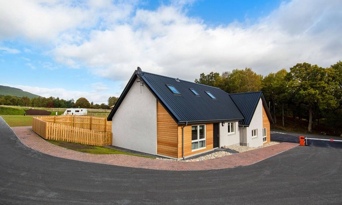Aviemore Cottage | 4 bedroom accommodation in Aviemore