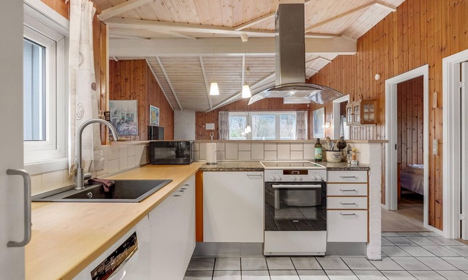 Jegum House | 4 bedroom accommodation in Oksbøl