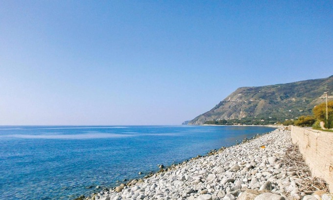 Falerna Apartment | 4 bedroom accommodation in Falerna