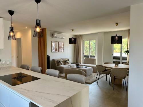 Marbella Apartment | 4 bedroom duplex Penthouse Califa