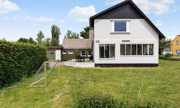 Pedersker House | 4 bedroom gorgeous home in Aakirkeby