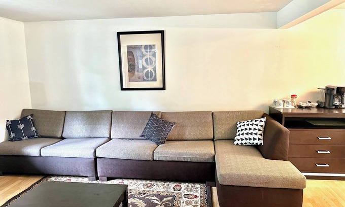 Hudson House | 4-bedroom house in tranquil Hudson