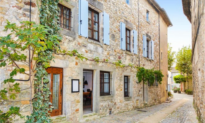 Aigueze House | 4 Bedroom Nice Home In Aiguèze
