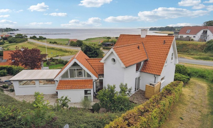 Hejls House | 4 bedroom nice home in Hejls