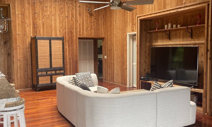 Holualoa House | 4 BEDROOM ,OCEAN VIEW KONA COFFEE FARM ESTATE , GATED