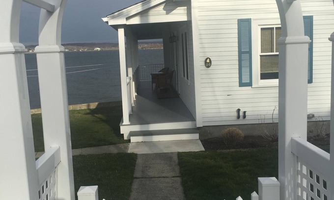 Portsmouth House | 4 Bedroom Portsmouth Home On The Sakonnet River
