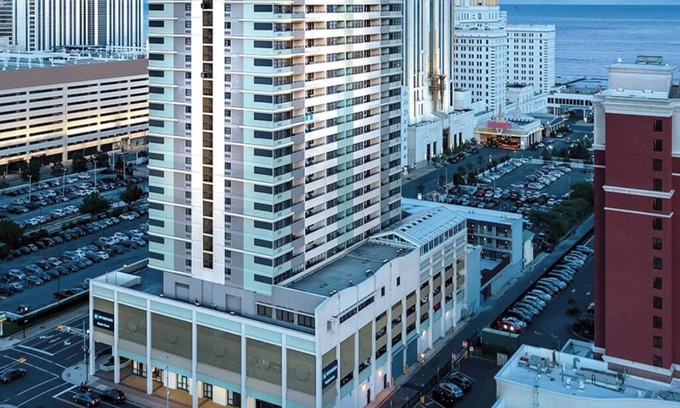 Atlantic City Condo | 4 Bedroom Presidential Suite w/Kitchen in Atlantic City, Skyline Tower Resort!