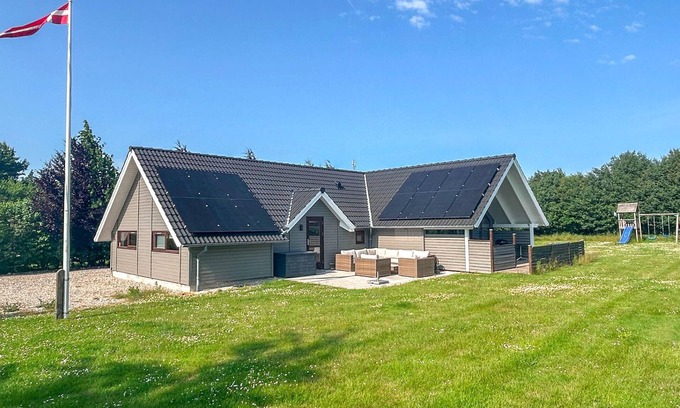Ristinge House | 4 bedroom stunning home in Humble