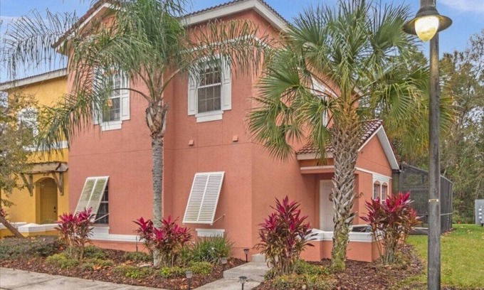 Lake Berkley House | 4 Bedrooms/3 Bathrooms/Terra Verde (4746 VB)